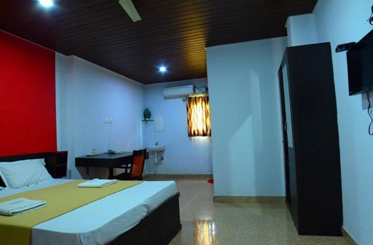 Отель Thaibah Residency Kottakkal Экстерьер фото