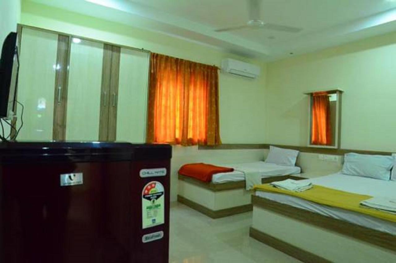 Отель Thaibah Residency Kottakkal Экстерьер фото